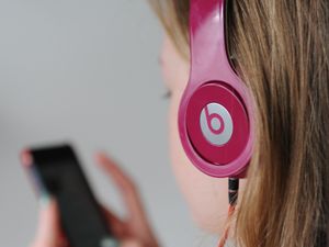 Supporting image for story: Spotify says streaming must stay affordable to avoid ‘pushing’ people to piracy