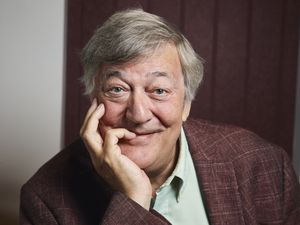 Supporting image for story: Stephen Fry wins £250,000 on Who Wants To Be A Millionaire? thanks to Clarkson