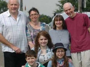 Supporting image for story: Crowds arrive for Shrewsbury Folk Festival