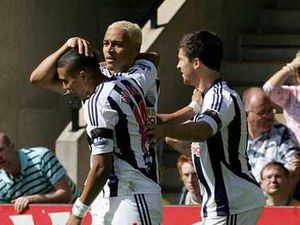 Supporting image for story: Pictures of all the match action