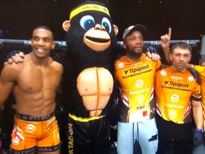 Supporting image for story: Akonne Wanliss delivers devastating 48-second knockout in MMA win