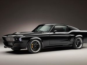 Supporting image for story: Fully electric classic Mustang to make public debut at Goodwood Festival of Speed