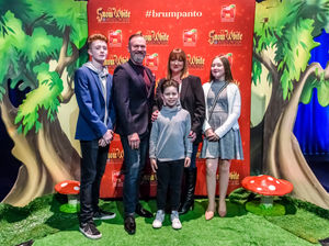 Supporting image for story: Stars hit the red carpet for Birmingham Hippodrome panto opening - in pictures