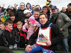 Supporting image for story: Sam Ermolenko picture gallery