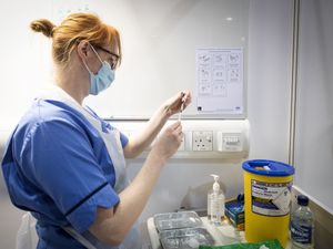 Supporting image for story: Omicron: What do we know about the new Covid-19 variant?