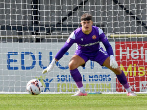 Supporting image for story: Team mate hails goalkeeper Tommy Simkin's start to life at Walsall