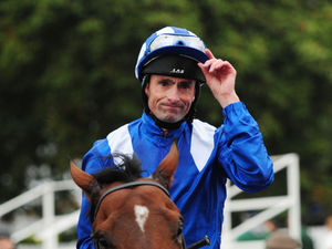 Supporting image for story: Jockey who broke his back at Wolverhampton Racecourse expected to make a full recovery