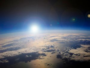 Supporting image for story: Chinese space station Tiangong-1 could crash to Earth within weeks