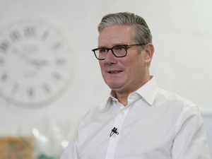 Supporting image for story: Starmer clarifies position on EU after Lammy talks up customs union