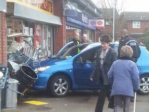 Supporting image for story: PICTURED: Car crashes into Wolverhampton shop window