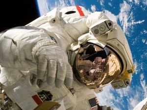 Supporting image for story: Sensational Space Facts: Mind-bending truths about the cosmos