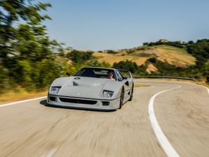 Supporting image for story: One-off Ferrari F40 heads to auction