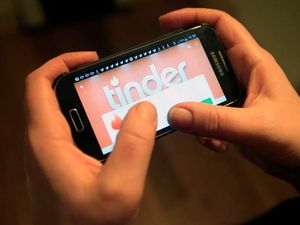 Supporting image for story: This Tinder date asked for his money back after the girl he saw lost interest