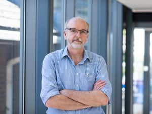 Supporting image for story: Real-world data on Pfizer and Oxford vaccines is ‘stunning’, scientist says