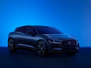Supporting image for story: Jaguar updates I-Pace with new trims and UK-only 400 Sport variant