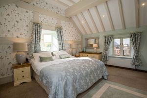 One of the bedrooms. Photo: Yopa/Zoopla