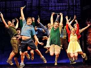 Supporting image for story: Blood Brothers at Theatre Severn, Shrewsbury - review