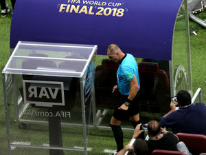Supporting image for story: VAR to be used in Wolves v Liverpool FA Cup clash