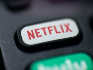 Supporting image for story: Netflix reports summer slump in subscriber growth