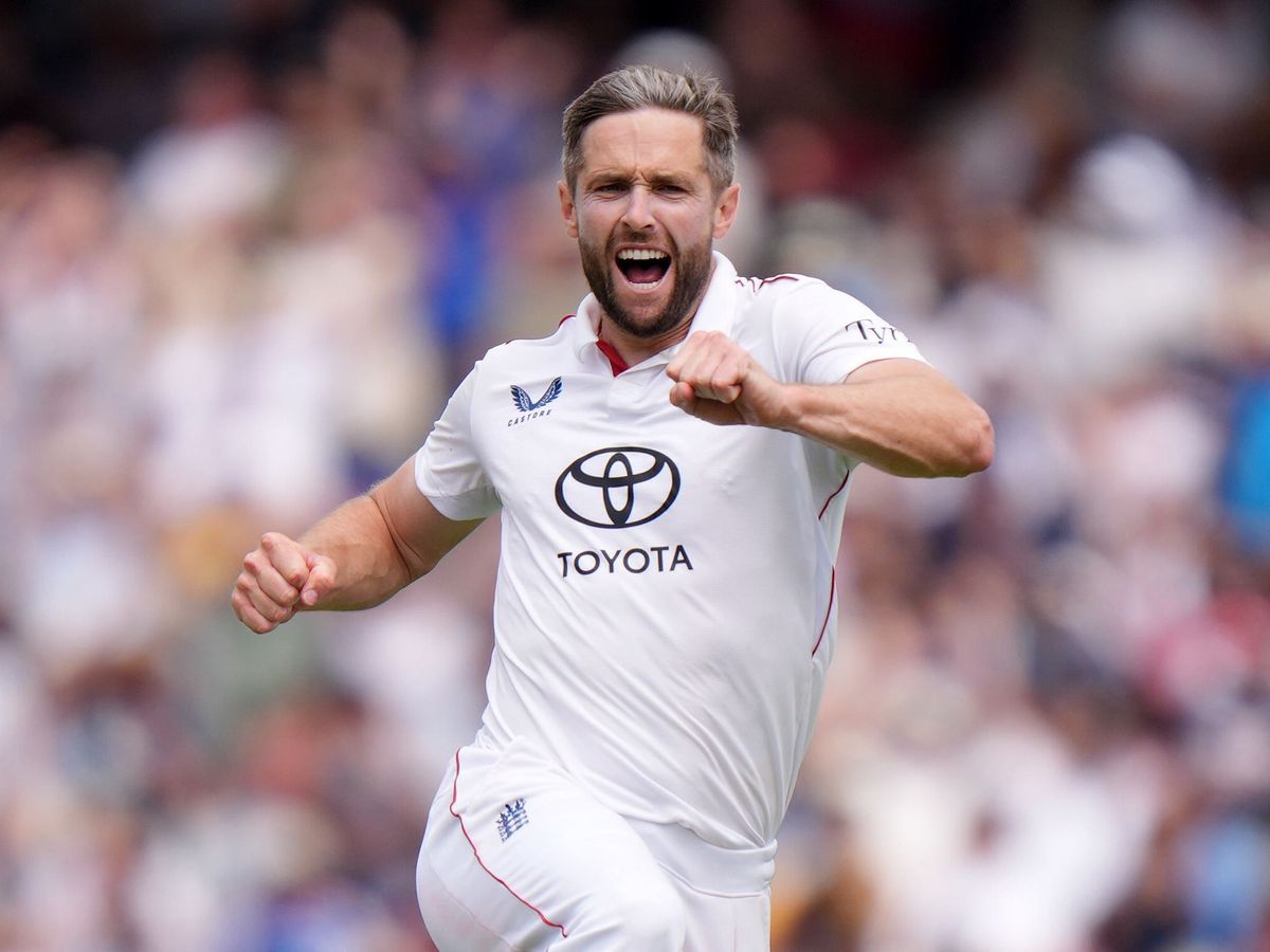 Chris Woakes starts new chapter after signing Warwickshire deal