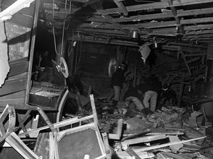 Supporting image for story: Man questioned over 1974 Birmingham pub bombings released