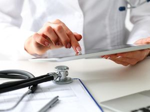 Supporting image for story: Smartphone touchscreen technology can slow the growth of harmful bacteria