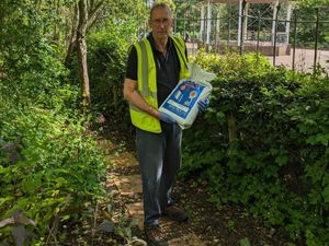 Supporting image for story: Residents urged to help boost Telford Town Park and be in with a chance to win money