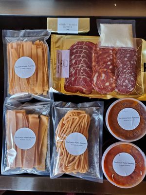 Ingredients from the pasta box