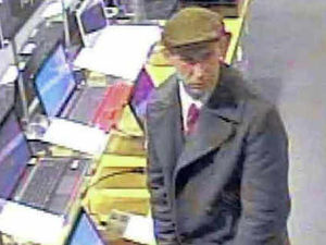 Supporting image for story: CCTV appeal over laptop theft