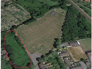 Supporting image for story: £550,000 Shrewsbury land sale row: Council told to wait to buy it back 