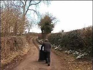 Supporting image for story: Bulletin: Mountain refuse collection misery
