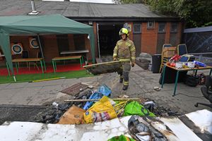 SHROPSHIRE COPYRIGHT NATIONAL WORLD TIM STURGESS 19/08/25 Fire at Fens Pool community centre , Chapel street, Pensnett.