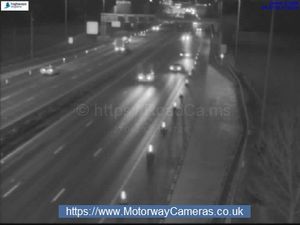 Supporting image for story: Two lanes closed on M42 near Birmingham Airport after crash between 'at least three vehicles'