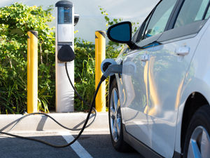 Supporting image for story: Andy Richardson: Anxiety and hidden costs in trying to go all-electric