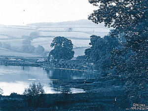 Supporting image for story: Pictures from the Past - 16 Nov