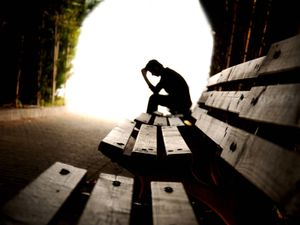 Supporting image for story: Experts back ketamine for depression, but call for more research on other drugs