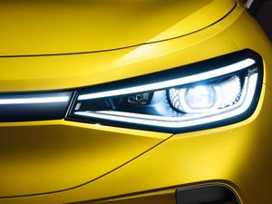 Supporting image for story: Volkswagen showcases ID.4’s lights in new teaser