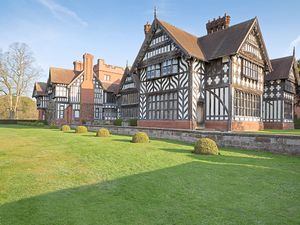 Supporting image for story: Relish autumn fun in the West Midlands with National Trust events