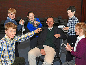 Supporting image for story: Political reporter visits old school