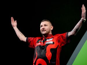 Supporting image for story: Nathan Aspinall dominates Ricardo Pietreczko to earn quarter-final spot