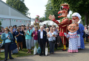 Shrewsbury Flower Show 2014 Crowds at opening ceremony