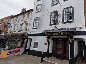 Supporting image for story: Jailed: Drug dealer who had knife caught peddling crack cocaine and heroin in Shrewsbury