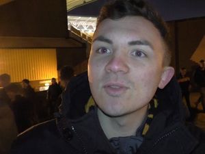 Supporting image for story: Wolves 3 Reading 0: Fans delighted as Nuno's men go ten clear of third - WATCH