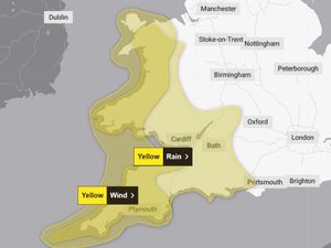 Supporting image for story: Heavy rain forecast for Powys as Met Office yellow weather warning covers Newtown and Llandrindod Wells