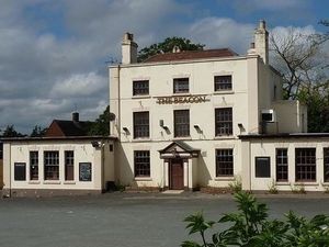 Supporting image for story: More than 1,000 against Telford pub plans