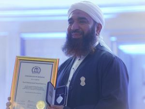 Supporting image for story: Dawat-e-Islami volunteer awarded British Citizen Award at Parliament