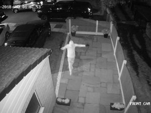 Supporting image for story: Car thefts hit six-year high in 2017