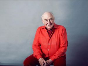 Supporting image for story: Cricket broadcasting legend Henry Blofeld to meet fans in Shrewsbury