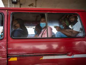 Supporting image for story: South Africa accelerates vaccination campaign amid Covid surge