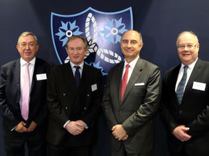 Supporting image for story: Former London Stock Exchange chief raises Brexit fears 